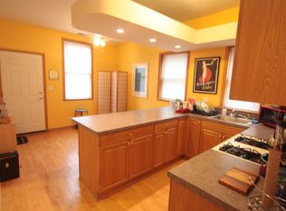 2450 N Linden Pl #2, Chicago, IL 60647