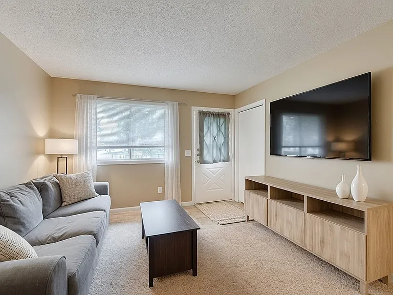 11345 Ibis St NW — Photo 6