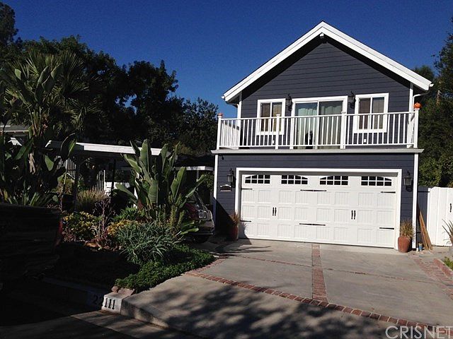 1st image of 22111 Independencia St