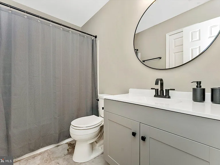 7115 Oberlin Cir — Photo 34
