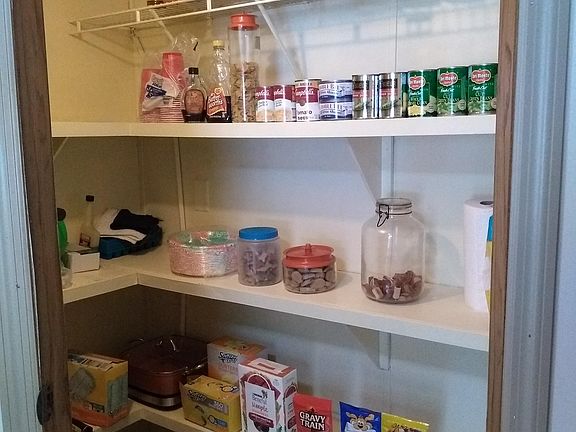 Walk-In Pantry