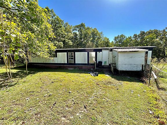4th image of 1040 County Road 6410