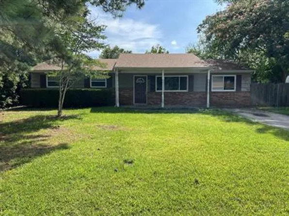 504 Holly Ct, Jacksonville, NC 28540