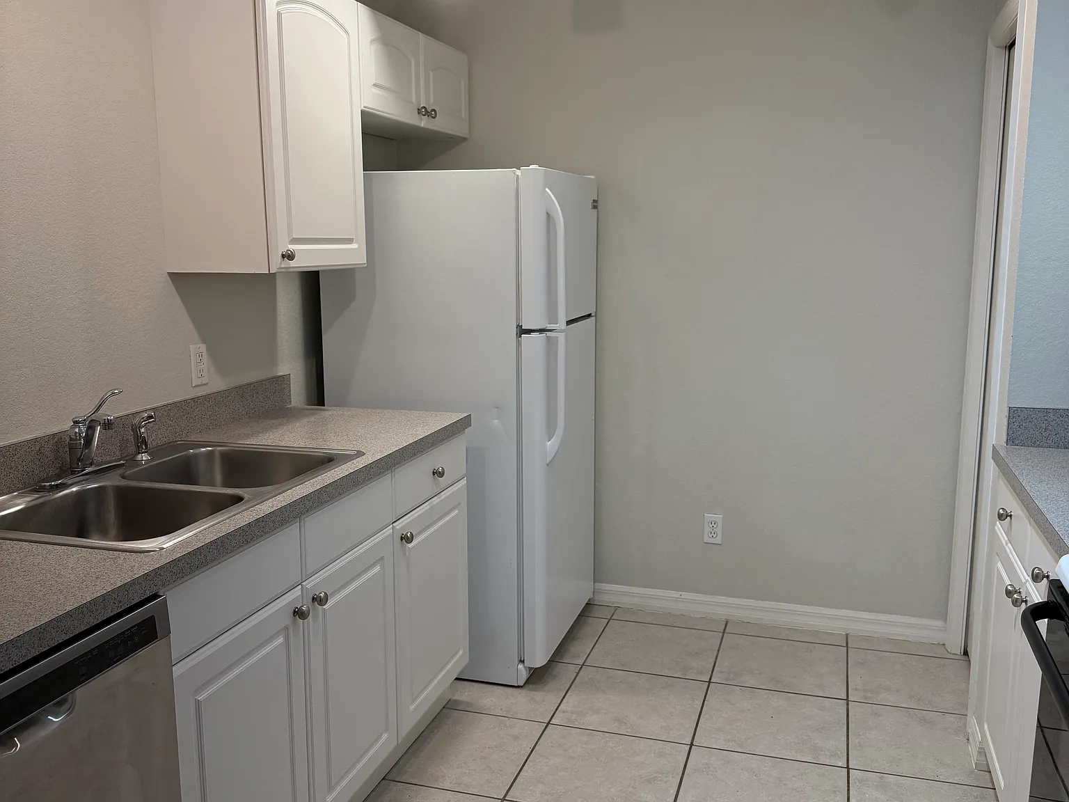 2915 India Palm Dr — Photo 3