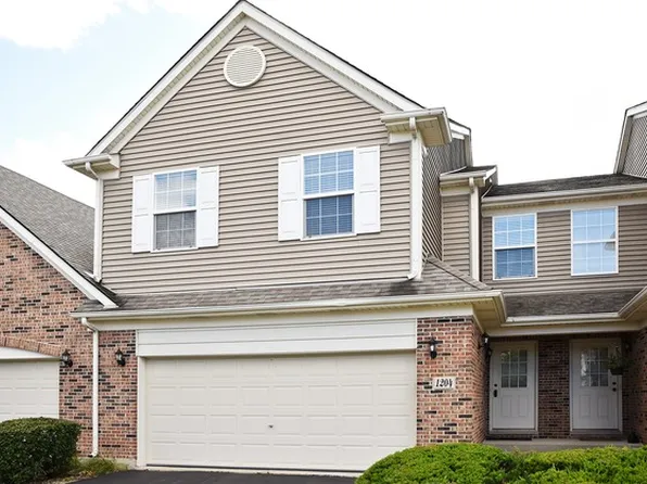 1204 Asbury Ct, Elgin, IL 60120