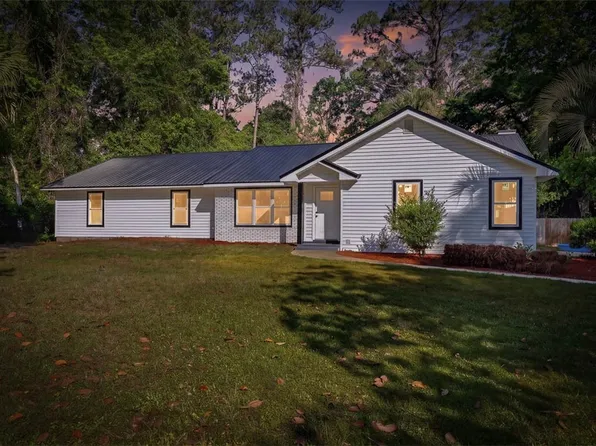 102 Mackqueen Dr, Brunswick, GA 31525