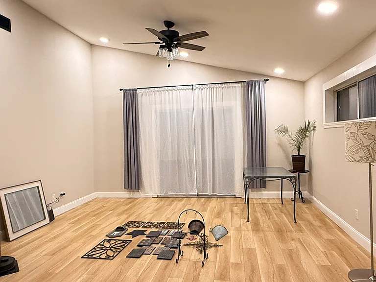 8271 N Camino De La Viola — Photo 8