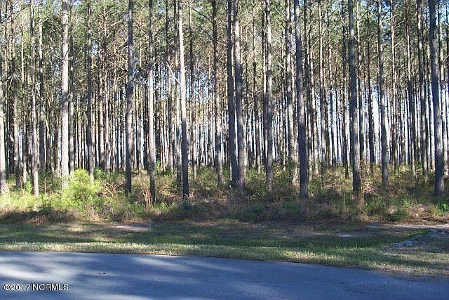 1st image of 748 Sandy Point Dr