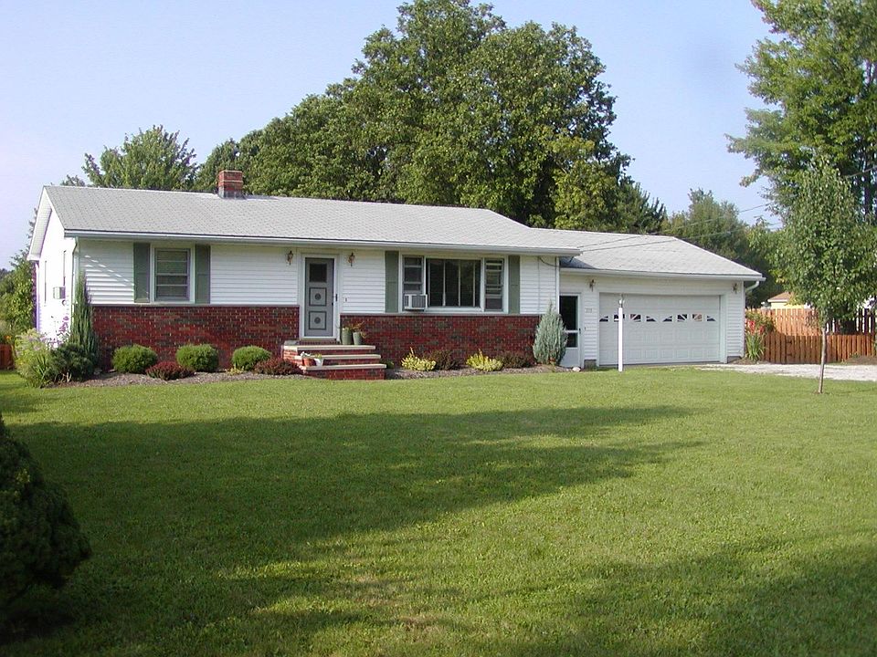 1st image of 715 W Beech St #307