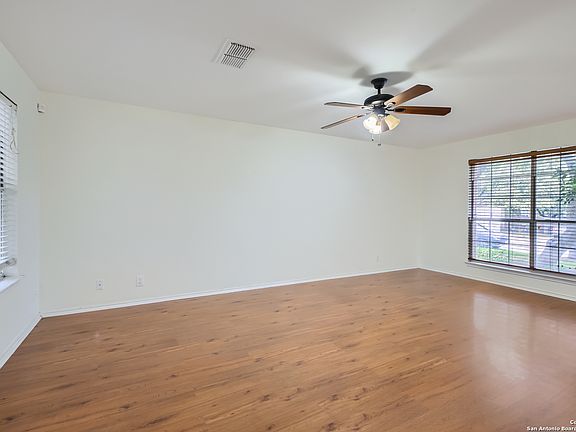 5th image of 9338 Overland Way