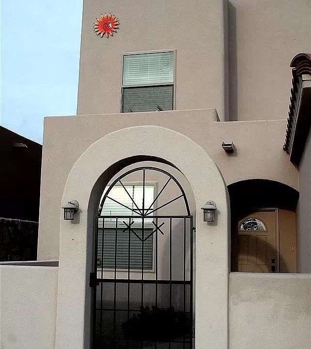 1st image of 3856 Calle Arriba