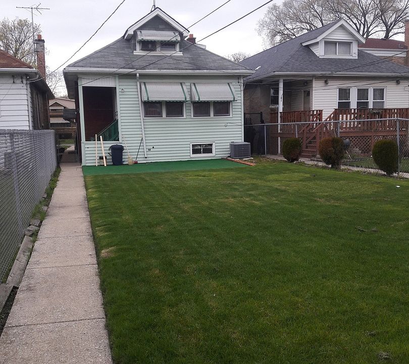 2nd image of 7939 S Michigan Ave