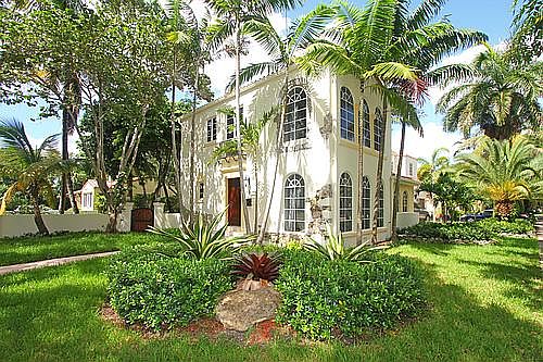 2nd image of 501 Minorca Ave
