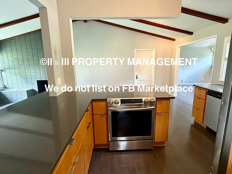 5504 W 79th St — Photo 3