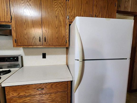 5th image of 5089 Woodlawn Dr