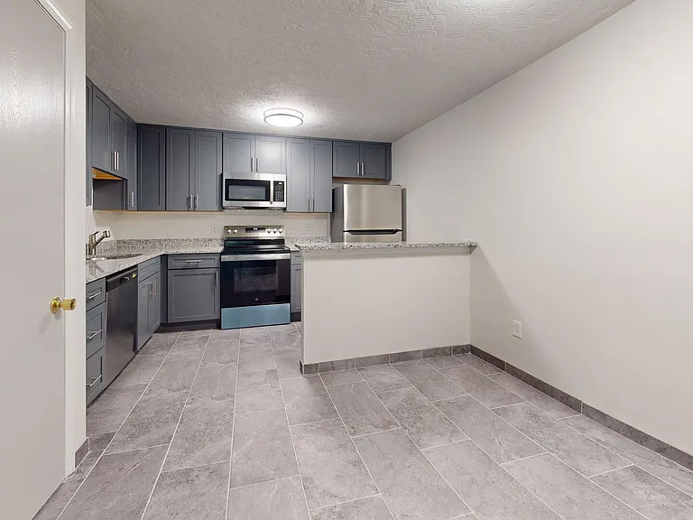 Stonebridge Apartments — Photo 17