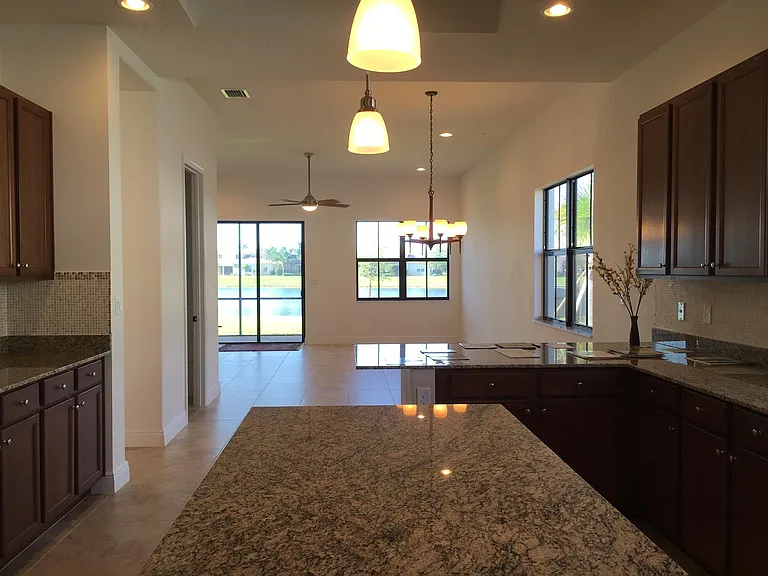 5222 Assisi Ave — Photo 8