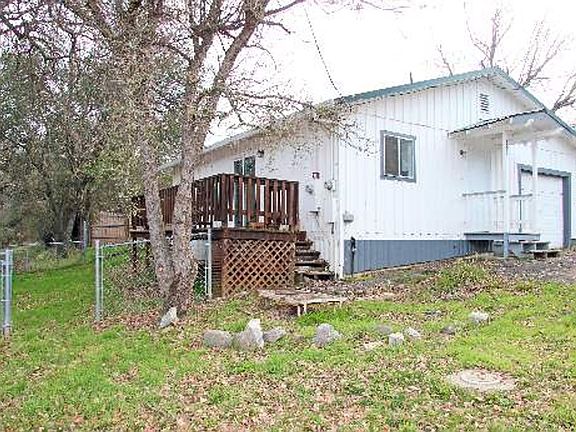 3rd image of 120B Preston Pl