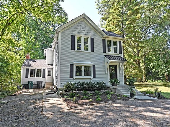 2nd image of 1605 Marlou Ln