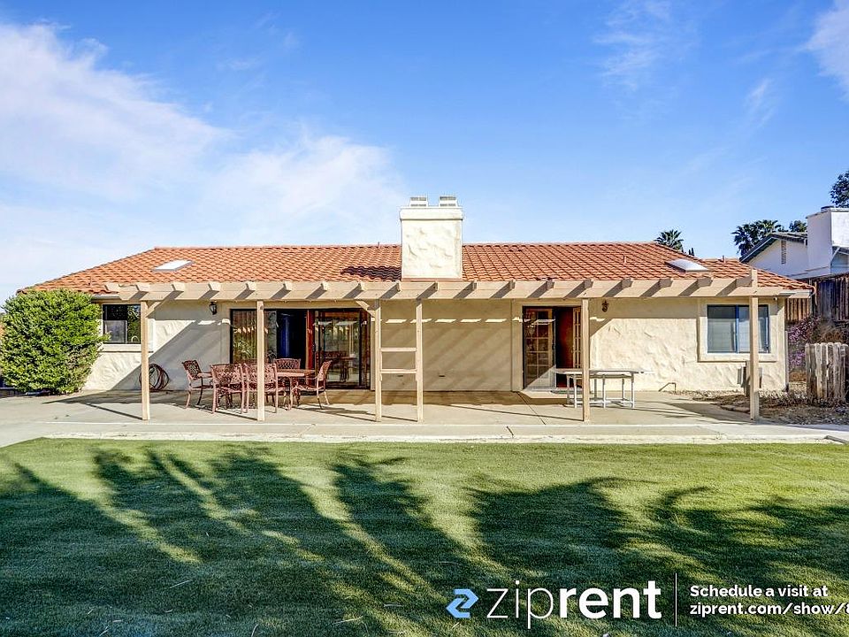 1st image of 15031 Moonglow Dr