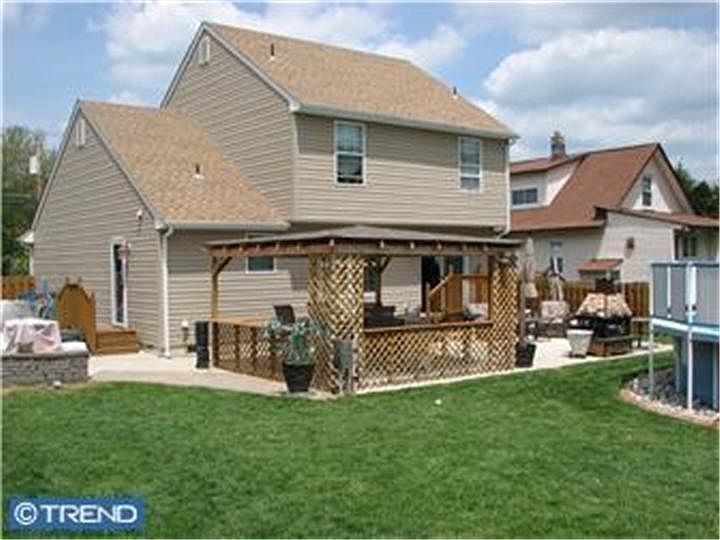 2nd image of 200 Drexel Ave