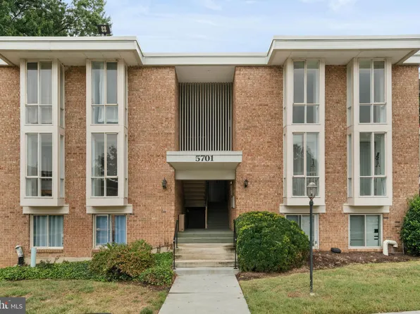 5701 Indian Ct #8, Alexandria, VA 22303
