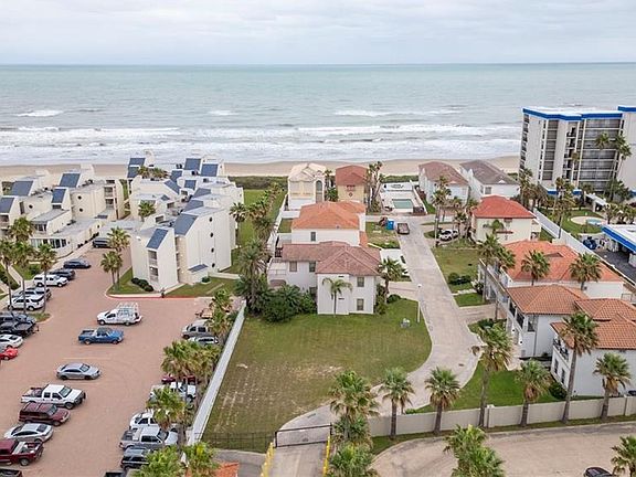 5th image of 102 E Villa Doce Dr
