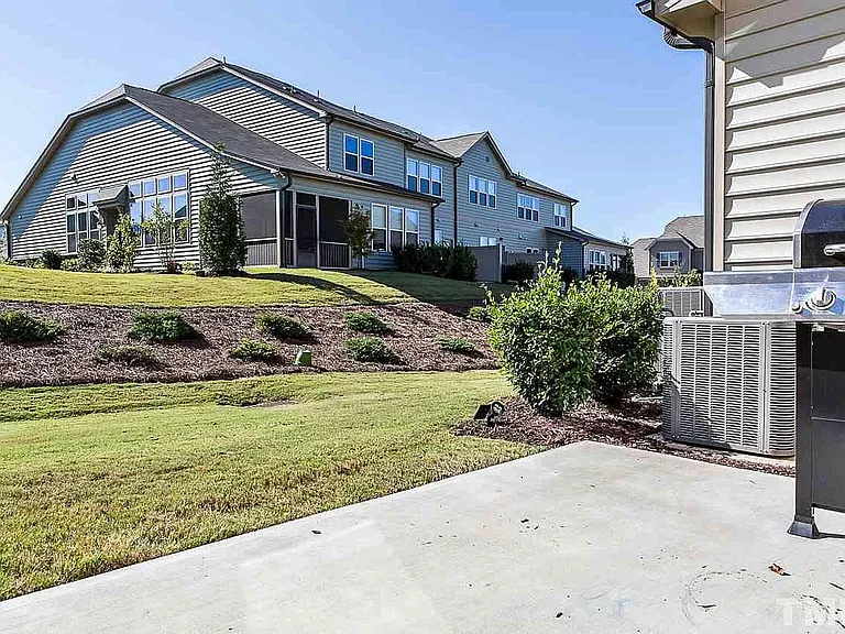 268 Rubrum Dr — Photo 19