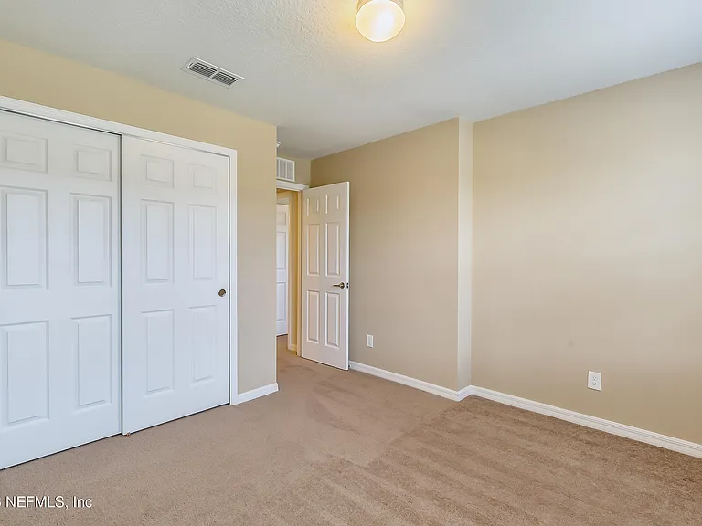 7021 Buroak Ct — Photo 15