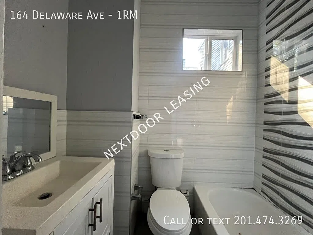 164 Delaware Ave — Photo 3