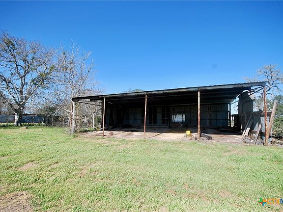 5th image of 652 County Road 210