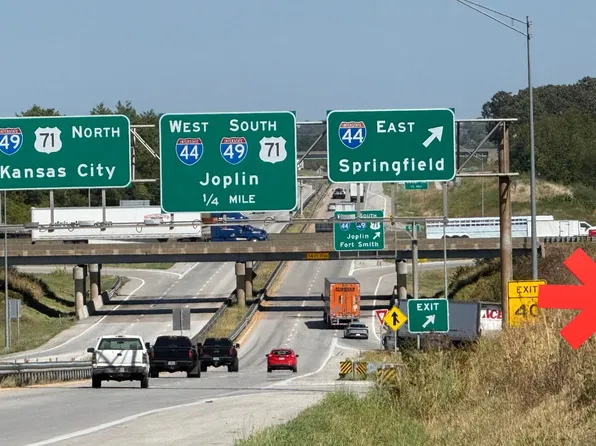 000 I-44/I-49 Exit 18 SE Corner, Fidelity, MO 64836