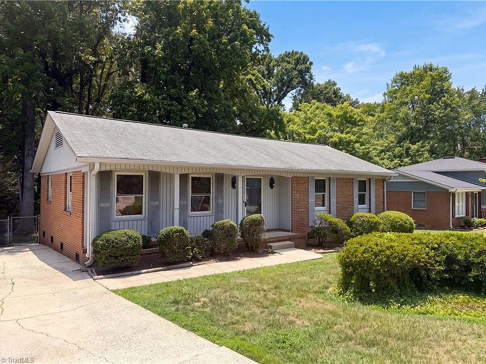 1st image of 4105 Chateau Dr