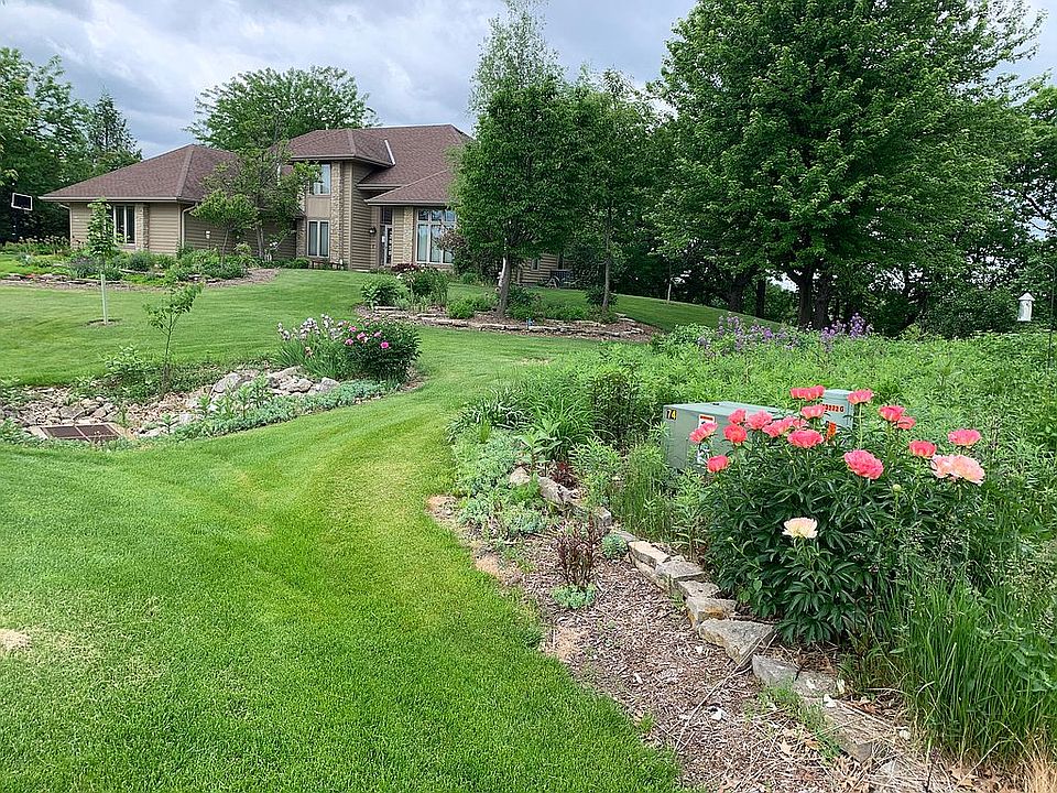 2nd image of N43W33272 Glen Parc Cir