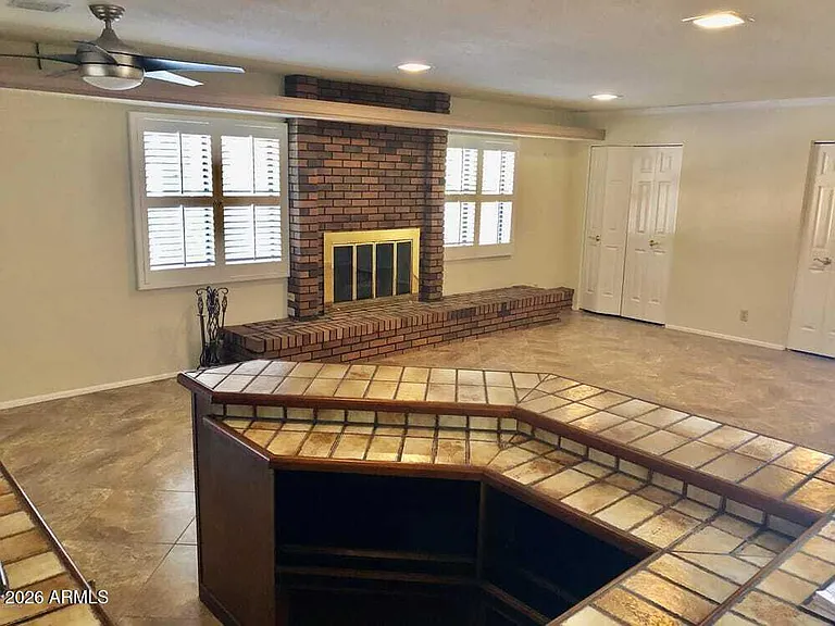4800 E Mountain View Rd — Photo 16