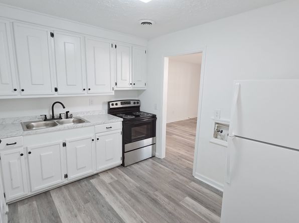 469 Monetta St S #469