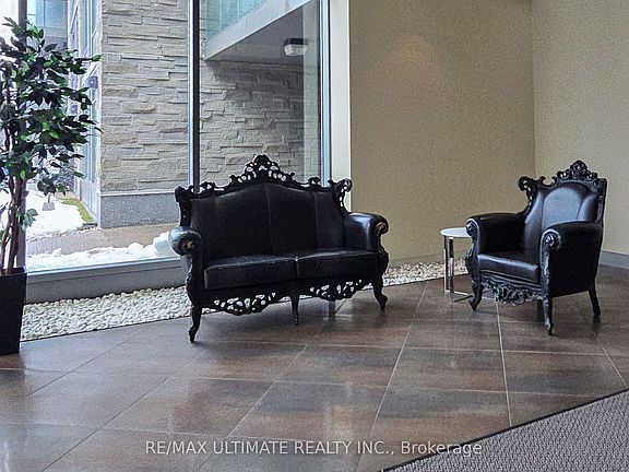 4th image of 273 S Park Rd #718