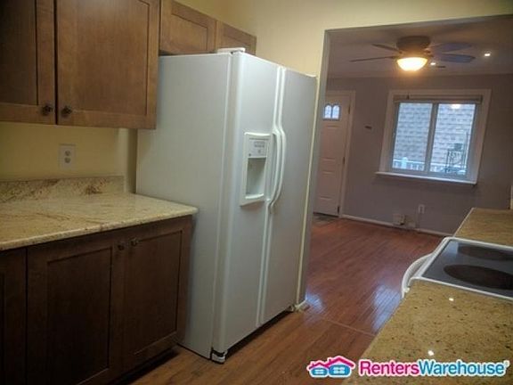 2nd image of 3850 Mariposa Pl #45E