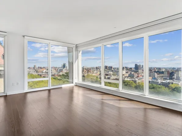 400 West 113th Street image 2 of 33