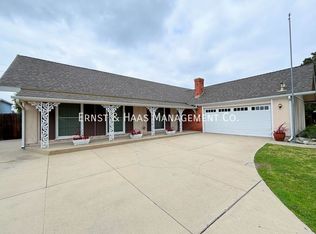 11381 Foster Rd, Los Alamitos, CA 90720