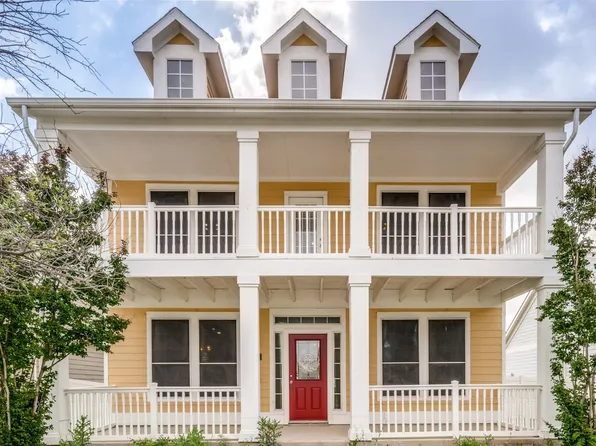 930 Foxgrove Ln, Aubrey, TX 76227