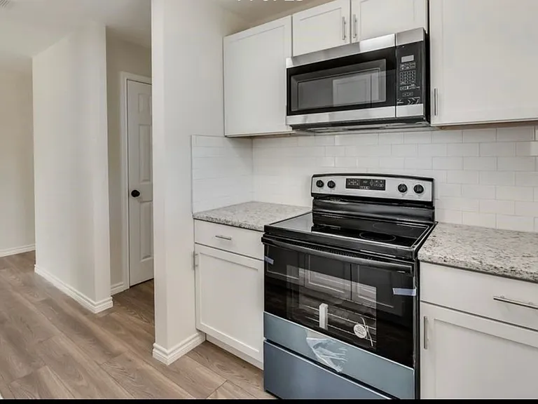 17235 Lake Ray Hubbard Dr — Photo 14