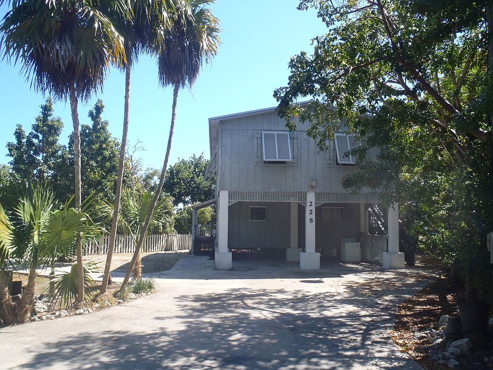 1st image of 228 Pearl Ave