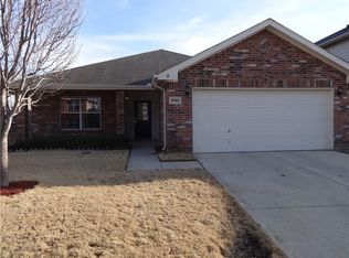 8504 Star Thistle Dr, Fort Worth, TX 76179