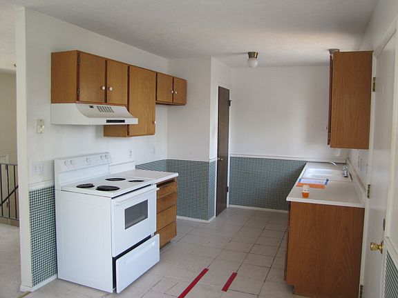 3rd image of 5545 W Lilac Ave