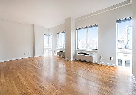3rd image of 330 E 109th St APT 7C