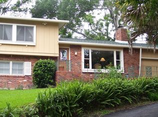 1607 Hilltop Dr, Mount Dora, FL 32757