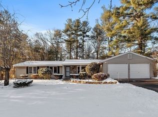 27 Old Stage Rd, Chelmsford, MA 01824