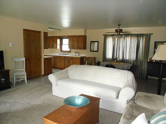 4th image of 601 S 12th St