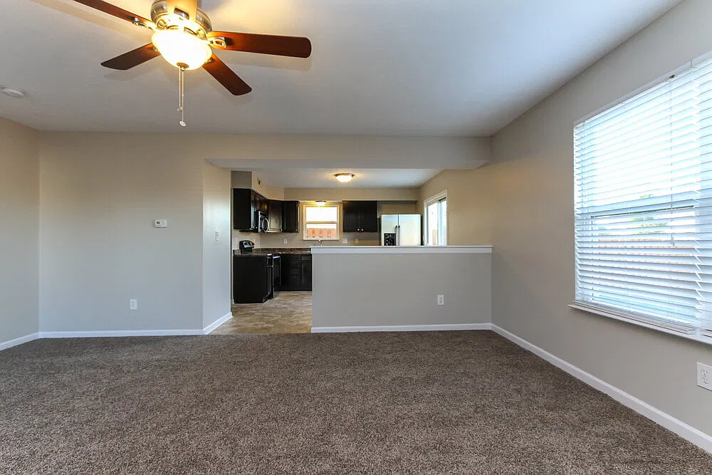 3 bed, 2.5 bath, 1780 sqft, $2,240 — Photo 4